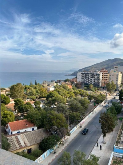 بيع شقة غرفتين وهران عين الترك