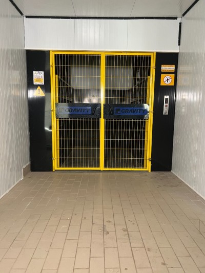 Monte-charge hydraulique industriel sur mesure 