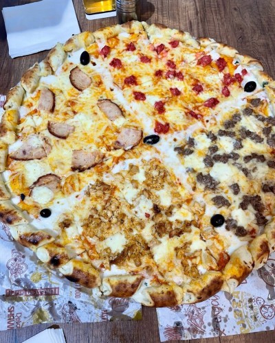 سياحة-و-تذوق-الطعام-pizzaiolo-بيتزاريو-حمادي-بومرداس-الجزائر