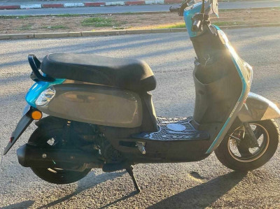 motos-scooters-sim-cuxi-2022-tipaza-algerie