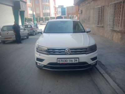 voitures-volkswagen-tiguan-2016-carat-algerie