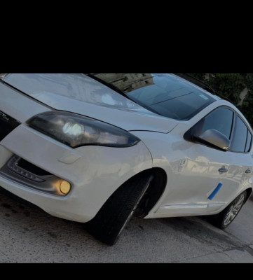 moyenne-berline-renault-megane-3-2012-gt-line-mila-algerie