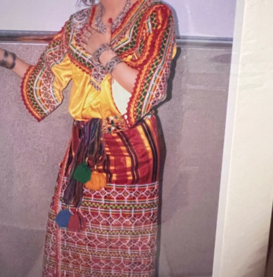 tenues-traditionnelles-robe-kabyle-bir-mourad-rais-alger-algerie