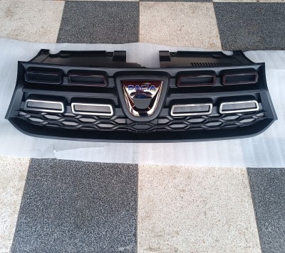 Calandre siglée d'origine Dacia Sandero Stepway 