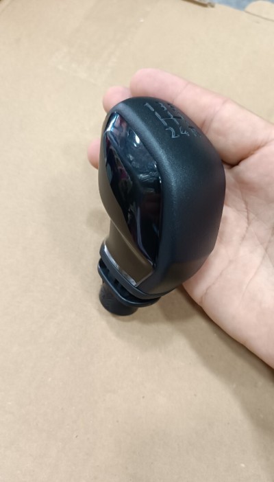 Pommeau d'origine Peugeot 208