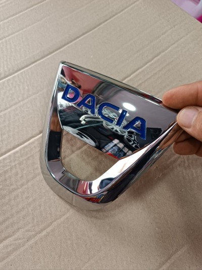 Insigne avant d'origine Logan, Sandero, Duster 