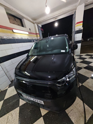 utilitaire-fiat-professional-doblo-2023-boumerdes-algerie