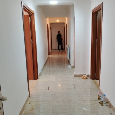 Rent Apartment F5 Alger Hydra
