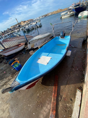 bateaux-barques-icoreb-flouka-480-2020-cherchell-tipaza-algerie