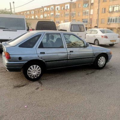 cabriolet-coupe-ford-escort-1993-bachdjerrah-alger-algerie