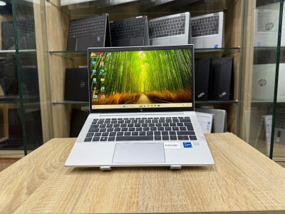 LAPTOP HP ELITEBOOK 830 G8| i5 1145G7 | RAM 16Go| SSD 256Go| Écran 13,3 FHD TACTILE| Clavier Lum|emp