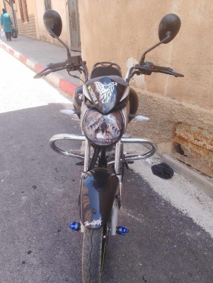 motos-scooters-200cc-alpha-2023-tifra-bejaia-algerie