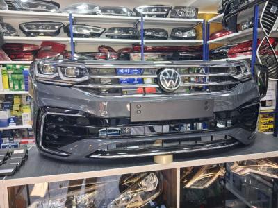 Pare-chocs et phare volkswagen Tiguan 