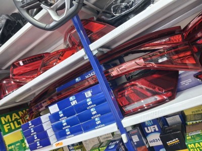 Feux arrières centrales malle Seat Leon Cupra formentor 