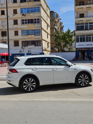 voitures-volkswagen-tiguan-2017-r-line-annaba-algerie