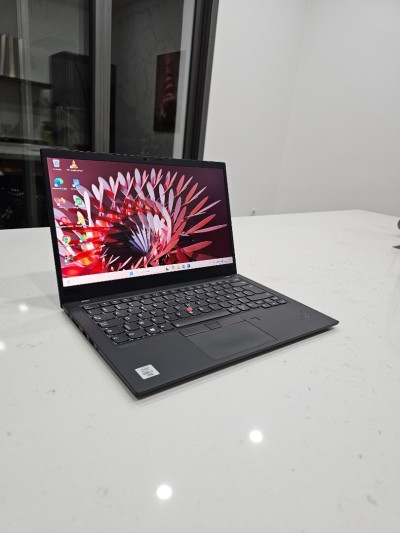 Thinkpad x1 Carbon i7 10th vPRO 