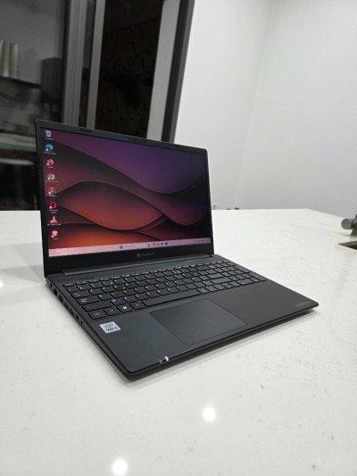 Toshiba DynaBook i5 10th Gen 15.6"pouces 