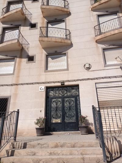 بيع شقة دوبلكس 6 غرف تيبازة تيبازة