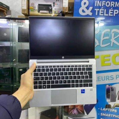 UltraBook HP ProBook 430 G8 - Intel Core i5- 1135G7 2.4 GHz/4.20Ghz -13,3"  1920*1080 FHD - Wi-Fi 6 