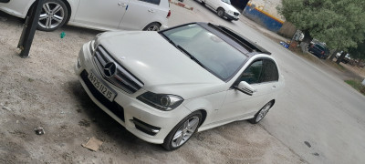 voitures-mercedes-classe-e-2012-avantgarde-pack-amg-tizi-ouzou-algerie