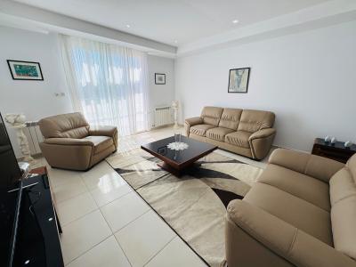 Rent Apartment F4 Alger Hydra