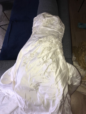 white-dresses-robe-blanche-france-meftah-blida-algeria
