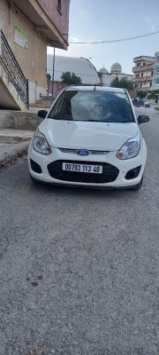 city-car-ford-figo-2013-trend-khenchela-algeria