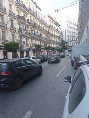 appartement-location-vacances-f4-alger-centre-algerie