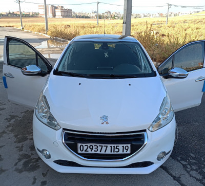 voitures-peugeot-208-2015-allure-algerie