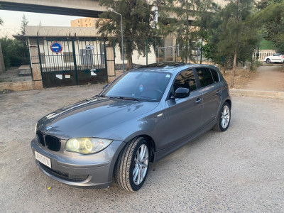 moyenne-berline-bmw-serie-1-2011-zeralda-alger-algerie