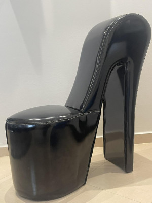 chairs-armchairs-chaise-en-forme-de-chaussures-boufarik-blida-algeria