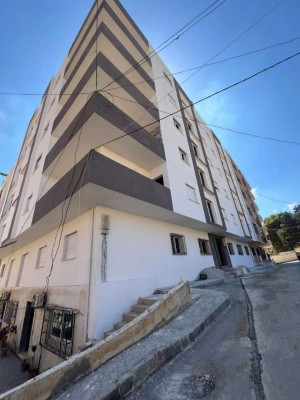 بيع شقة 3 غرف الجزائر الحراش
