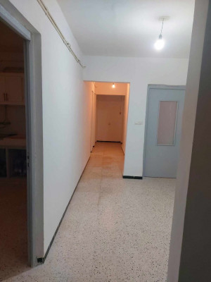 apartment-rent-f04-alger-bouzareah-algeria