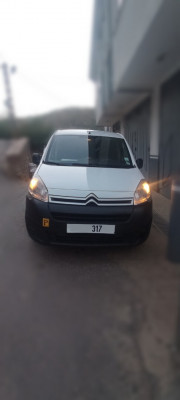 voitures-citroen-berlingo-2017-beni-douala-tizi-ouzou-algerie