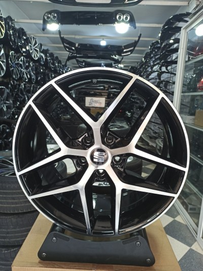 J'ente en alliage Seat Leon beats par 18