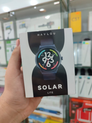 Smartwatch HAYLOU Solar Lite Bleue , montre intelligente de sport 1,38 