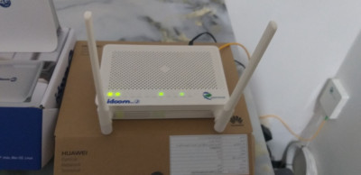 reseau-connexion-modem-idoom-fibre-huawei-ain-benian-alger-algerie