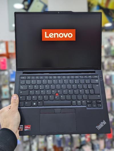 LENOVO THINKPAD E14 GEN 5  AMD RYZEN 5 7530U 16GB 512 SSD FULL HD 14 "