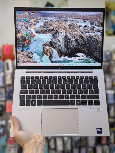 HP ÉLITEBOOK 840 G11 ULTRA 7 165U 16 GB 512 SSD FULL HD
