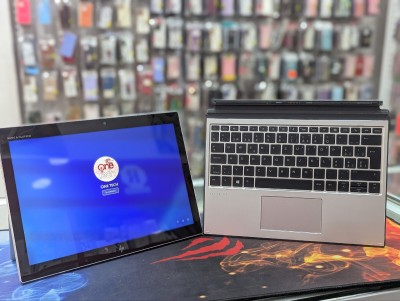 HP ELITE x2 G4 TABLET  I5-8TH GÉNÉRATION 8GB RAM 256 SSD  ECRAN FULL HD DÉTACHABLE