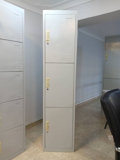 Fourniture et pose sur site Armoire métallique et Classeur métallique 