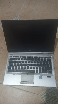HP EliteBook 2570p - Core i7 3520M / 2.9 GHz 8go ssd 256go