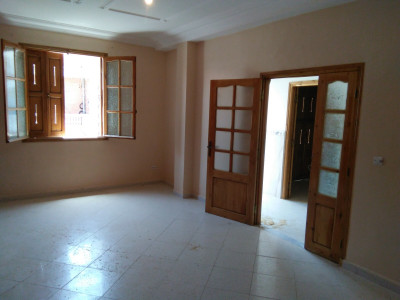 niveau-de-villa-location-f2-alger-dar-el-beida-algerie