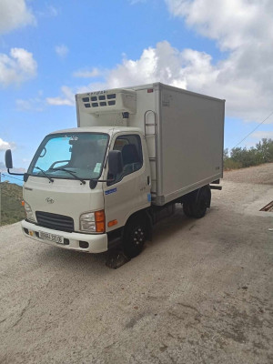 camion-hyundai-hd35-frigo-2020-bejaia-algerie