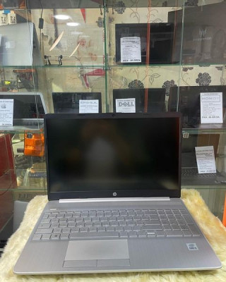 HP Laptop 15 i5 10 Gen 8 Gb ram 512 Gb ssd