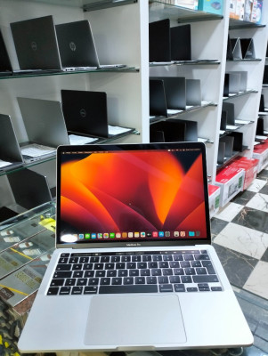 laptop-pc-portable-macbook-pro-13-retina-touchbar-2020-i5-1038ng716gb512gb-cycle-240-bejaia-algerie