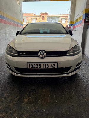 voitures-volkswagen-golf-7-2013-chelghoum-laid-mila-algerie