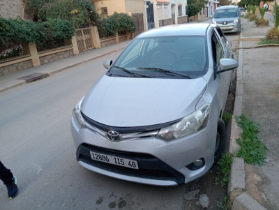 صالون-سيدان-toyota-yaris-sedan-2015-style-غليزان-الجزائر