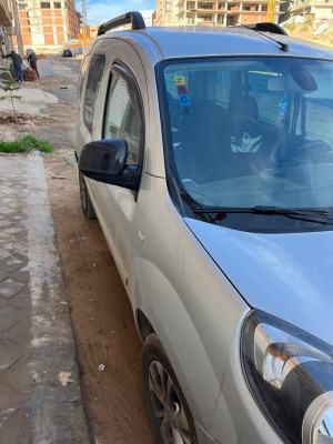 commerciale-renault-kangoo-2015-oran-algerie