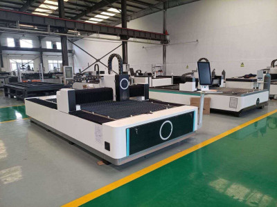 Machines de découpe laser CNC pour découpage de tôles et tubes